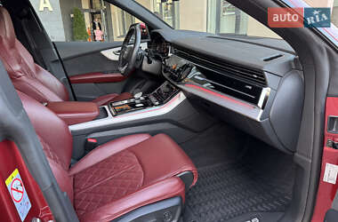 Позашляховик / Кросовер Audi SQ8 2021 в 