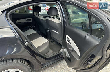 Седан Chevrolet Cruze 2010 в 