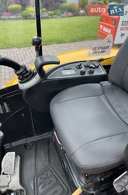 Гусеничний екскаватор JCB 8065 2011 в 