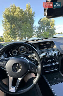 Купе Mercedes-Benz E-Class 2015 в 