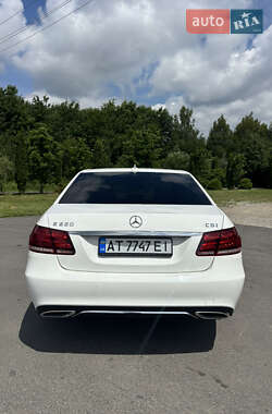 Седан Mercedes-Benz E-Class 2013 в 