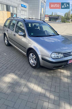 Универсал Volkswagen Golf 2002 в Херсоне