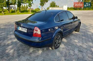 Седан Volkswagen Passat 2002 в Тульчині