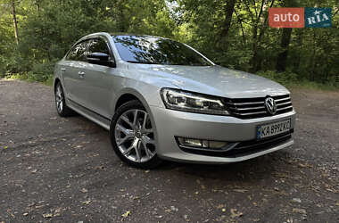 Седан Volkswagen Passat 2014 в Києві