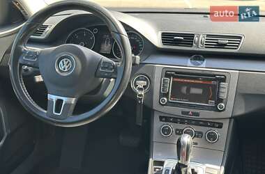 Універсал Volkswagen Passat 2013 в 